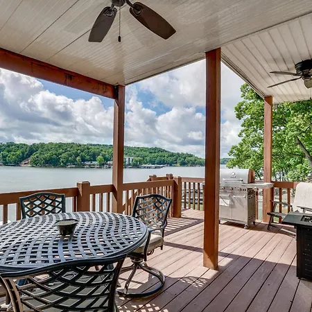Lake Ozark Townhome With Boat Dock And Slip Access!